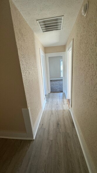 hallway - 921 S 14th St