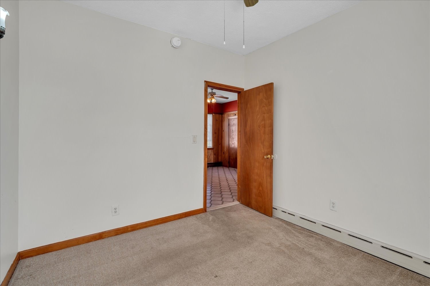 Bedroom 3 - 1 Metcalf Ave