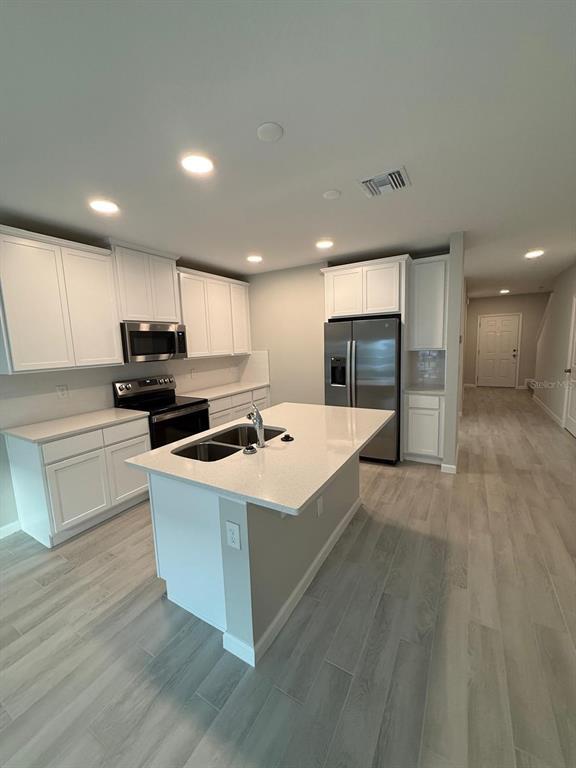 Building Photo - 14910 Harvest St