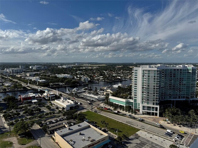 Building Photo - 111 Briny Ave