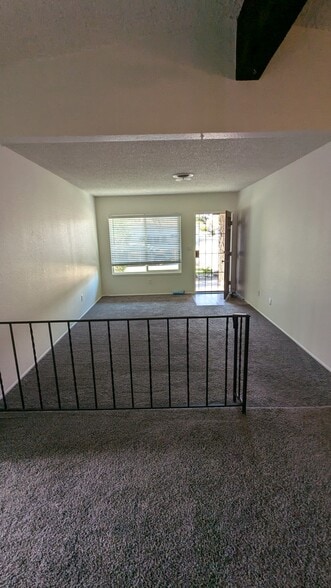 Building Photo - 7126 Grady Dr