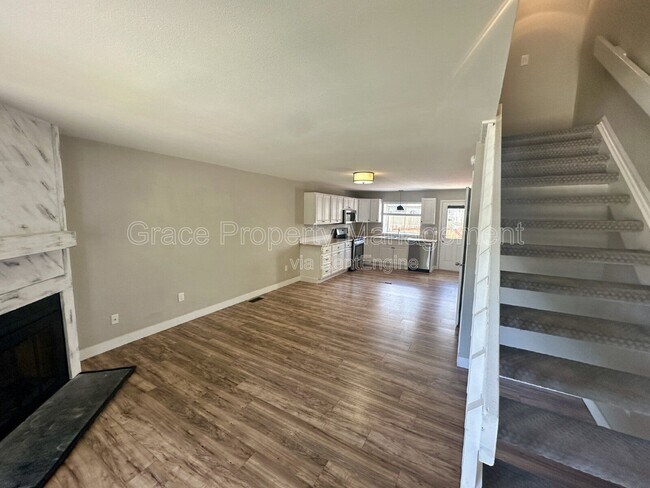 Building Photo - 9616 W Chatfield Ave