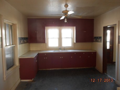 Building Photo - MARBLE HILL - 3BR, 2 Bath, 1 1/2 Stories, ...