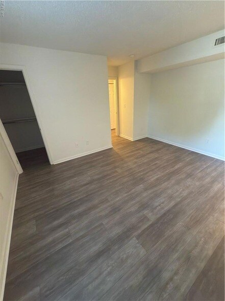 Building Photo - 1713 Boulder Ln