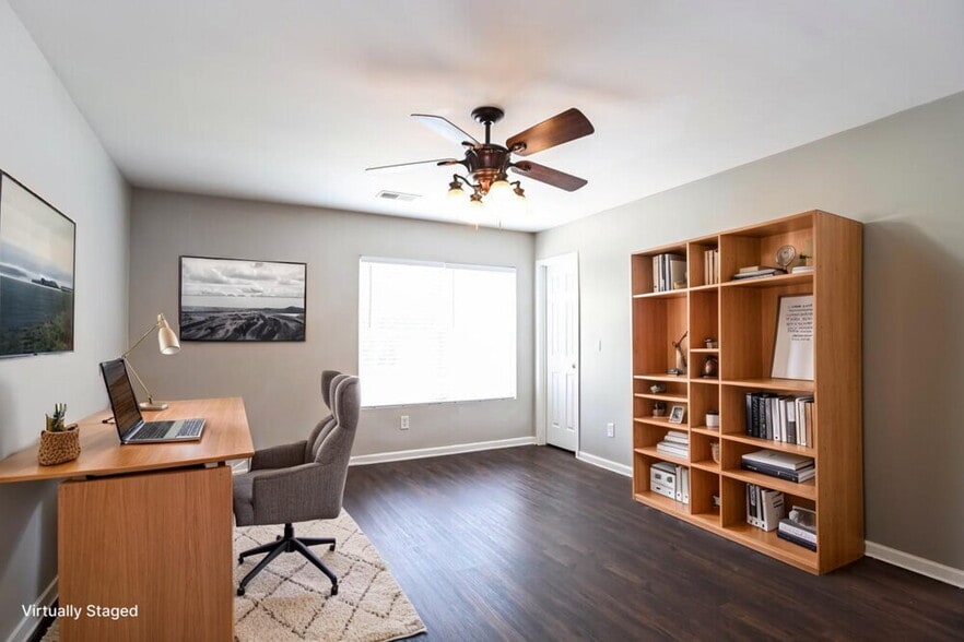 Building Photo - 6510 Blackwood Ln