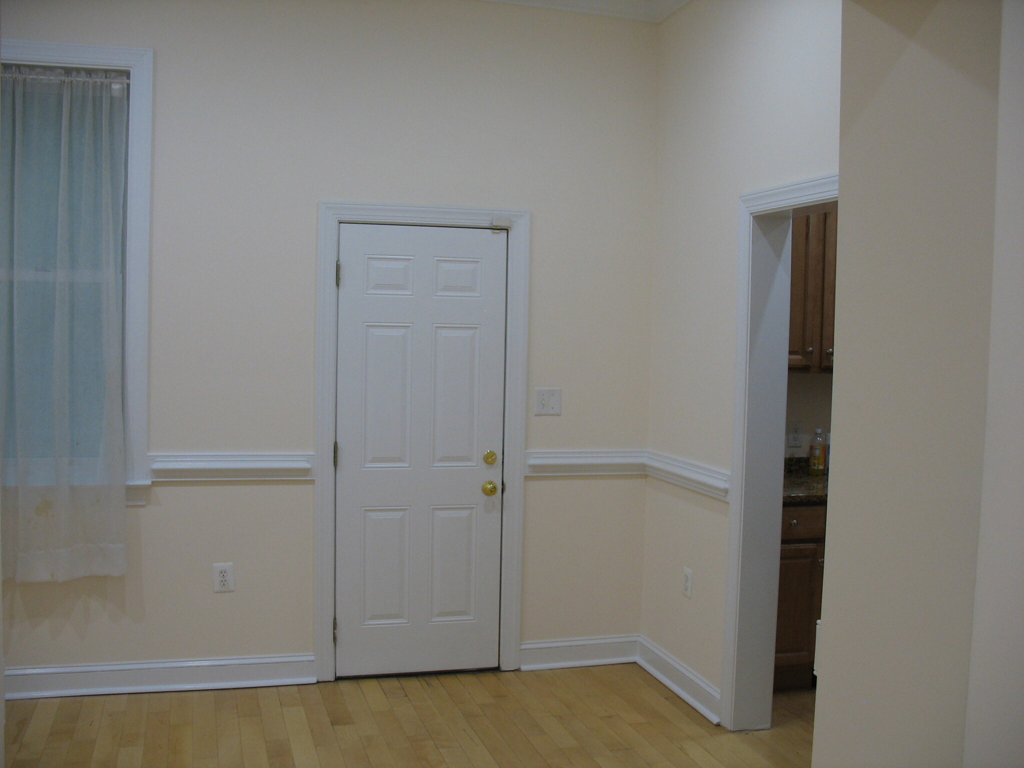 dinning area/back door - 2120 Mt Royal Terrace