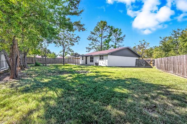 Building Photo - 808 Bullock Dr