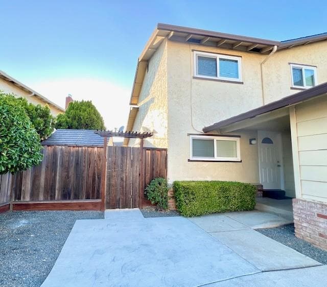 Building Photo - 1047 Bret Knoll Ct