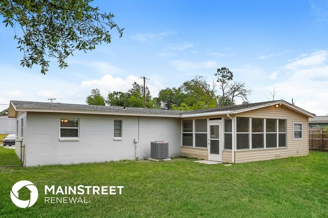 Building Photo - 406 Janell Dr