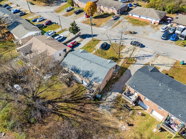 Building Photo - 4558 Brooke Valley Dr