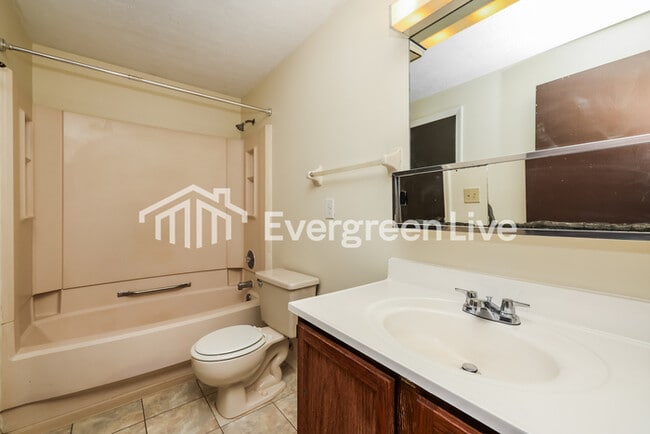 Building Photo - 2531 Windsor Village Dr