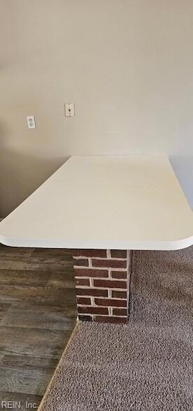 Building Photo - 8856 London St