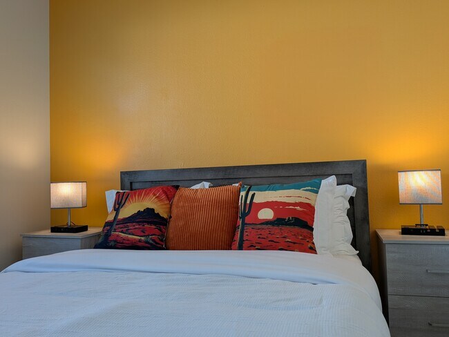 Building Photo - Cornell