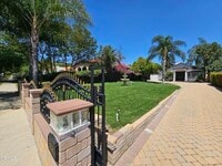 Building Photo - 5116 Dahlia Dr