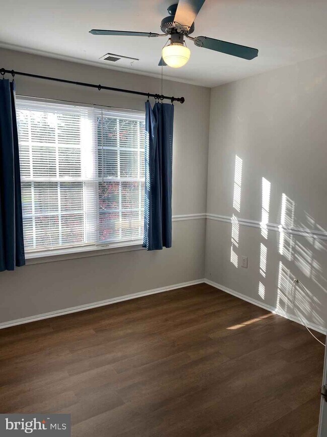 Bedroom 1 - 15 Azalea Ct