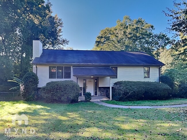 Building Photo - 3255 Sharon Ln