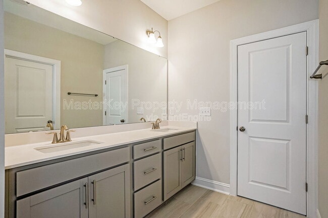 Building Photo - 2968 Ocean Sunrise Dr