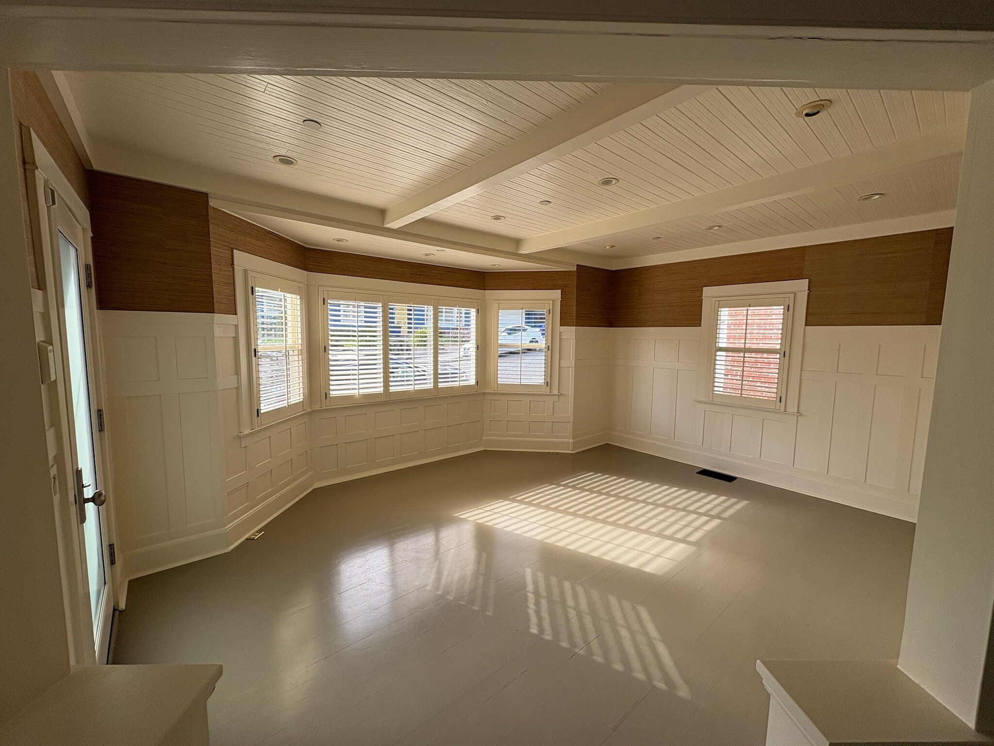 Living room - 308 14th St