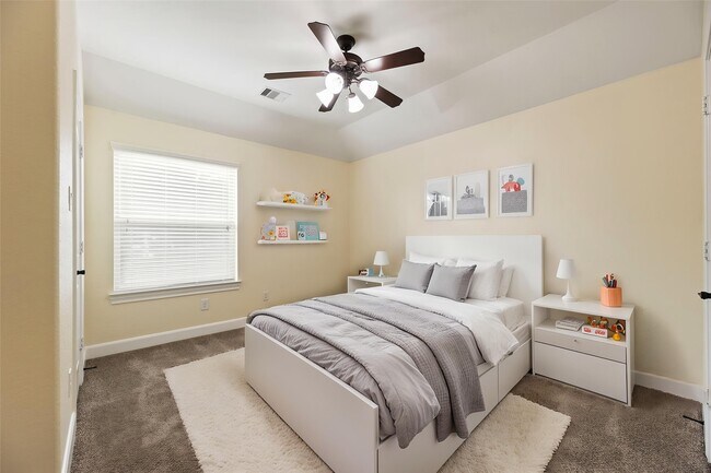 Building Photo - 9915 Rochs Hill Ct