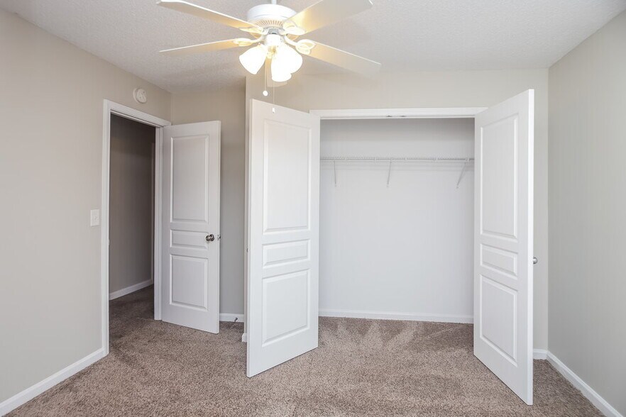 Building Photo - 156 Darbys Run Way