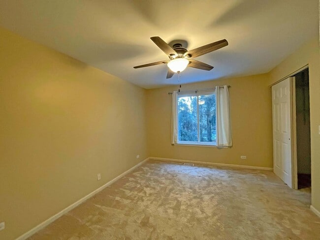 Building Photo - 2043 Orchard Ln