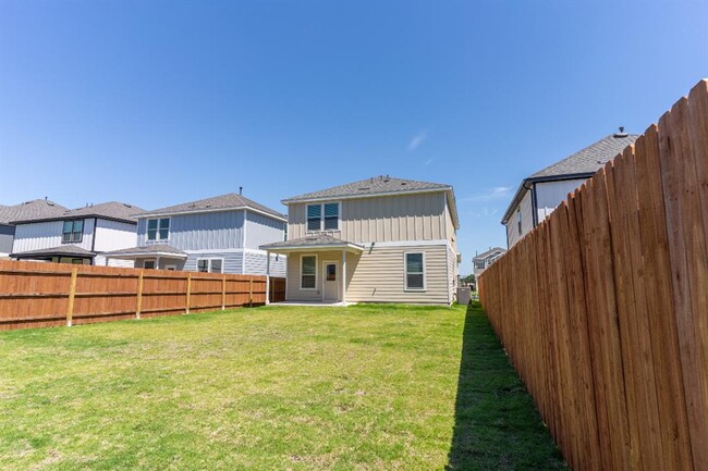 Building Photo - 308 Redonda Dr