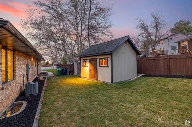 Building Photo - Beautiful 4 Bd. 3 Bath Home w/Mother-In-La...
