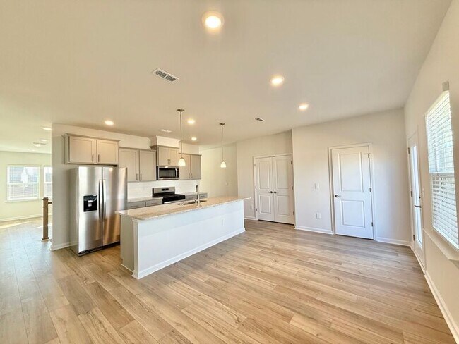 Building Photo - 2542 Olive Chapel Rd