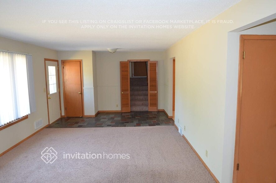 Building Photo - 8532 Thomas Ave S