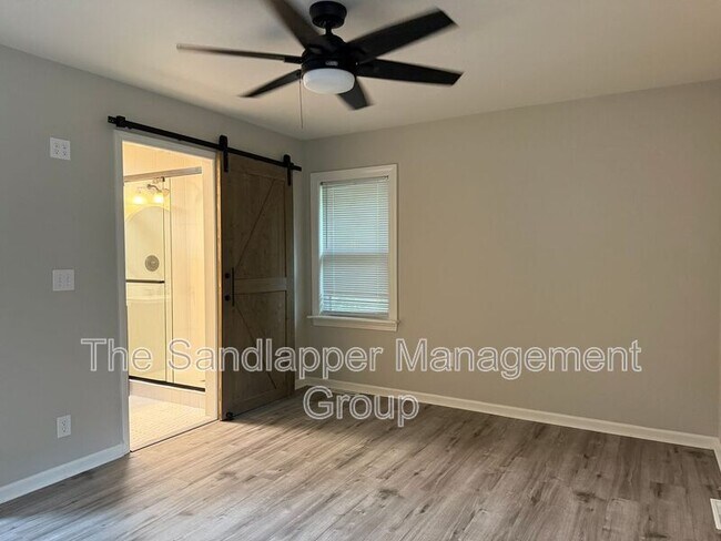 Building Photo - 125 Sawmill Dr