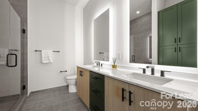 Building Photo - 124 E Kingston Ave