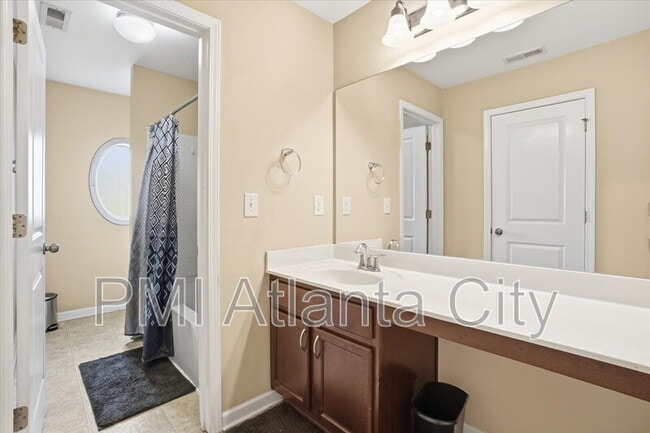 Building Photo - 373 Morgans Creek Ct NW