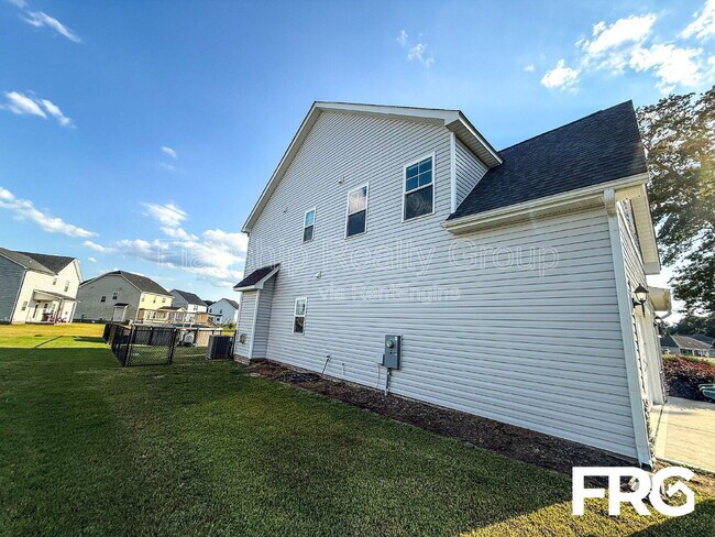 Building Photo - 208 Coffman Dr