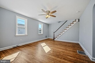 Building Photo - 816 Washington St