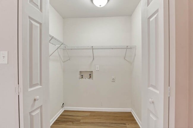 Building Photo - Updated 3BR Home in Virginia Beach with Modern Finishes & Prime Location