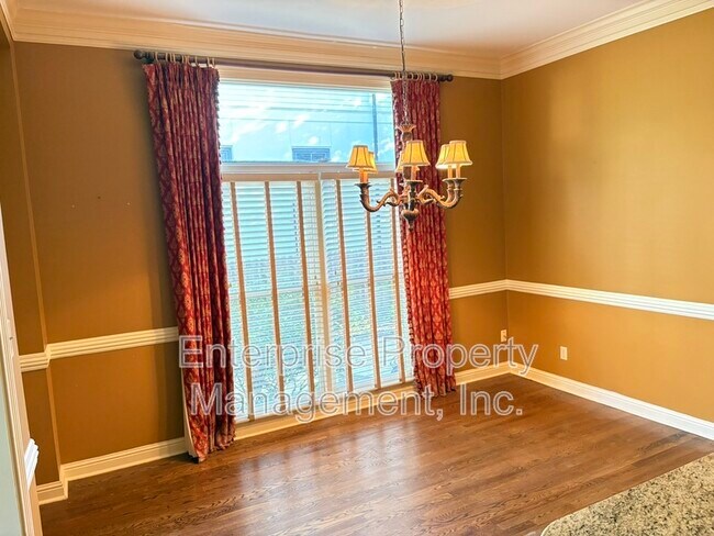 Building Photo - 958 Harbor View Dr