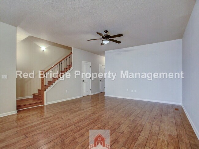 Building Photo - 14286 Russ Wilcox Way