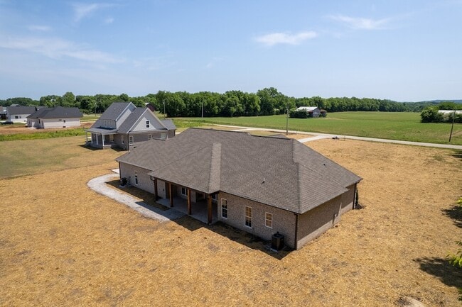 Building Photo - 935 S Cross Bridges Rd