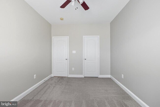 Building Photo - 10228 Nuthatch Dr