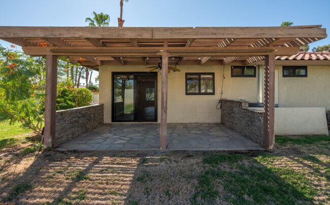 Building Photo - 41955 Largo