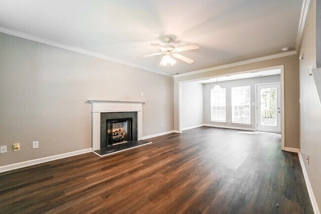 Building Photo - 544 Havenbrook Way NW