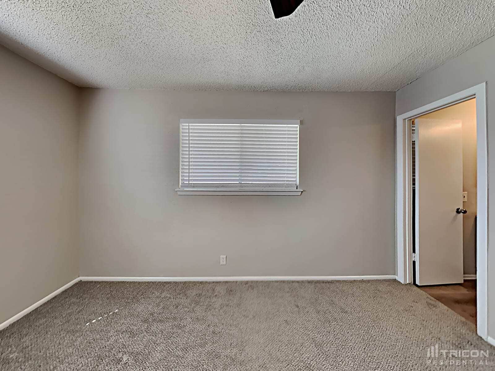 Building Photo - 6834 Indian Lake Dr