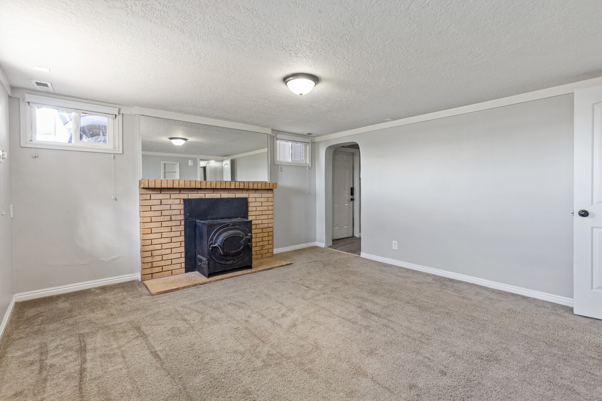 Living Room - 71 S Orchard Dr