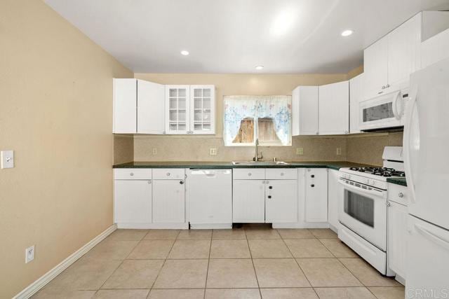 Building Photo - 6408 Camino Del Parque