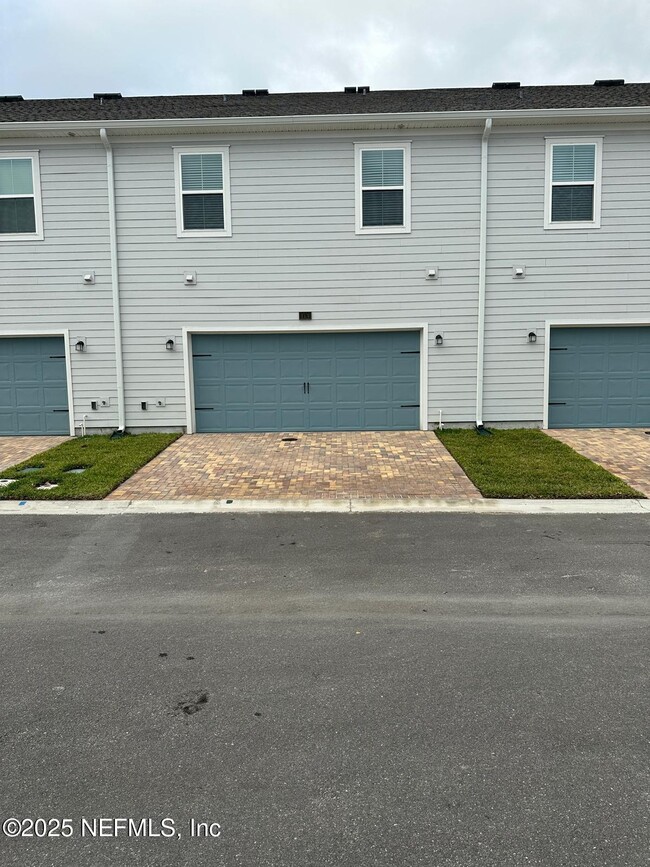 Building Photo - 113 Inkwood Ct