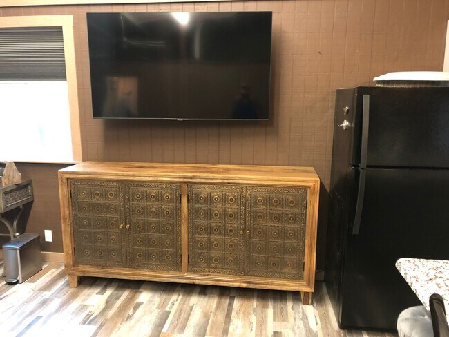 Building Photo - Bring your horse!! Come enjoy the wood burning stove and country living