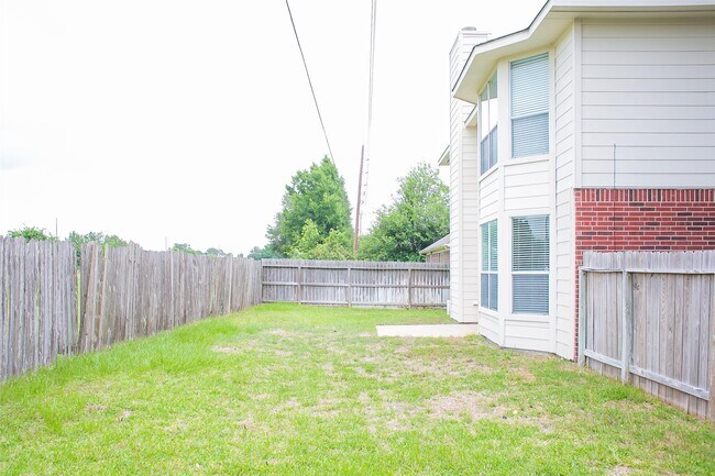 Building Photo - 14603 Bladenboro Dr