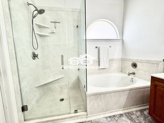Building Photo - 8429 Greylock Ct