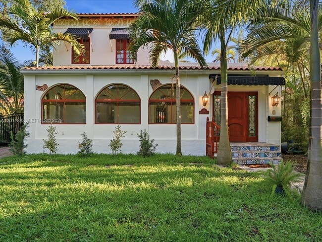 Building Photo - 1137 Asturia Ave