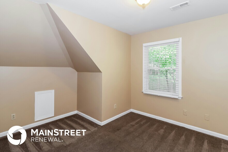Building Photo - 3414 Velvet Creek Dr SW